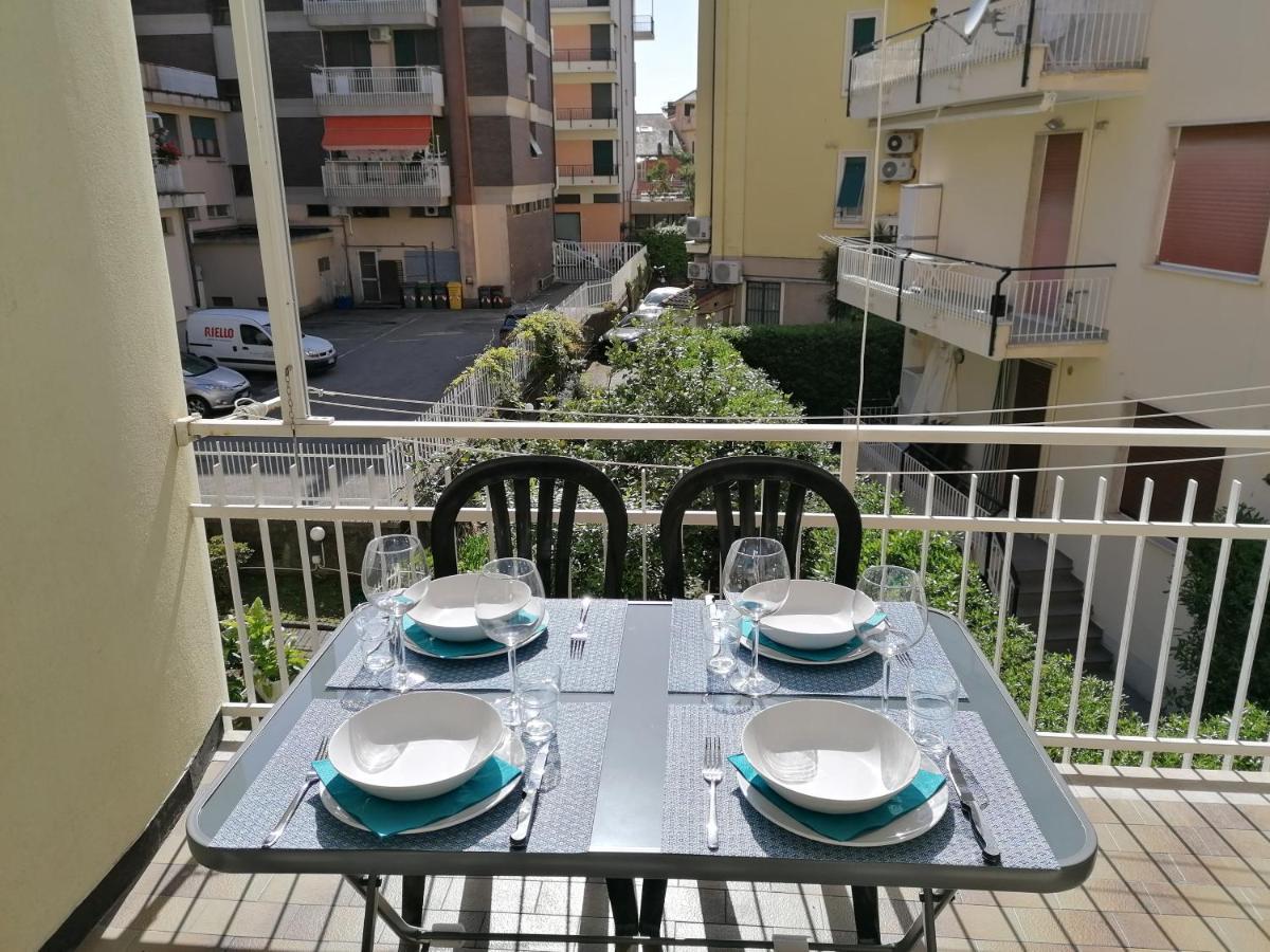 P In Centro Apartment Sestri Levante Luaran gambar